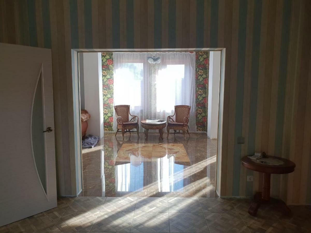 Guest House On Naberezhnaya St Bajkalsk Eksteriør billede